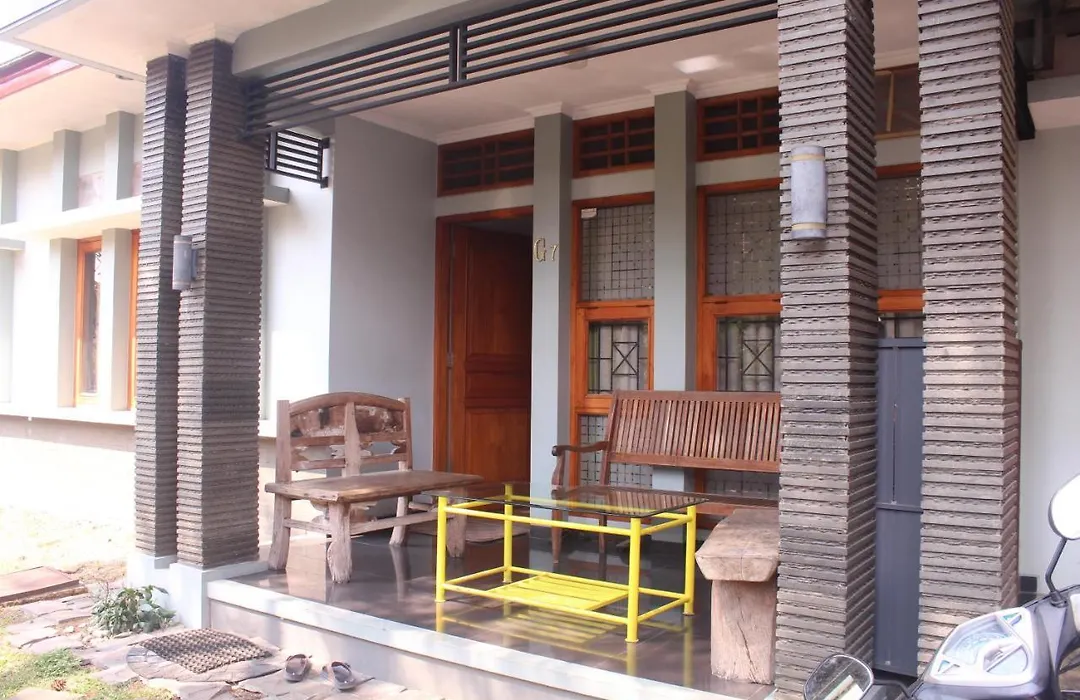 Homestay Bougenville Antapani Syariah-1